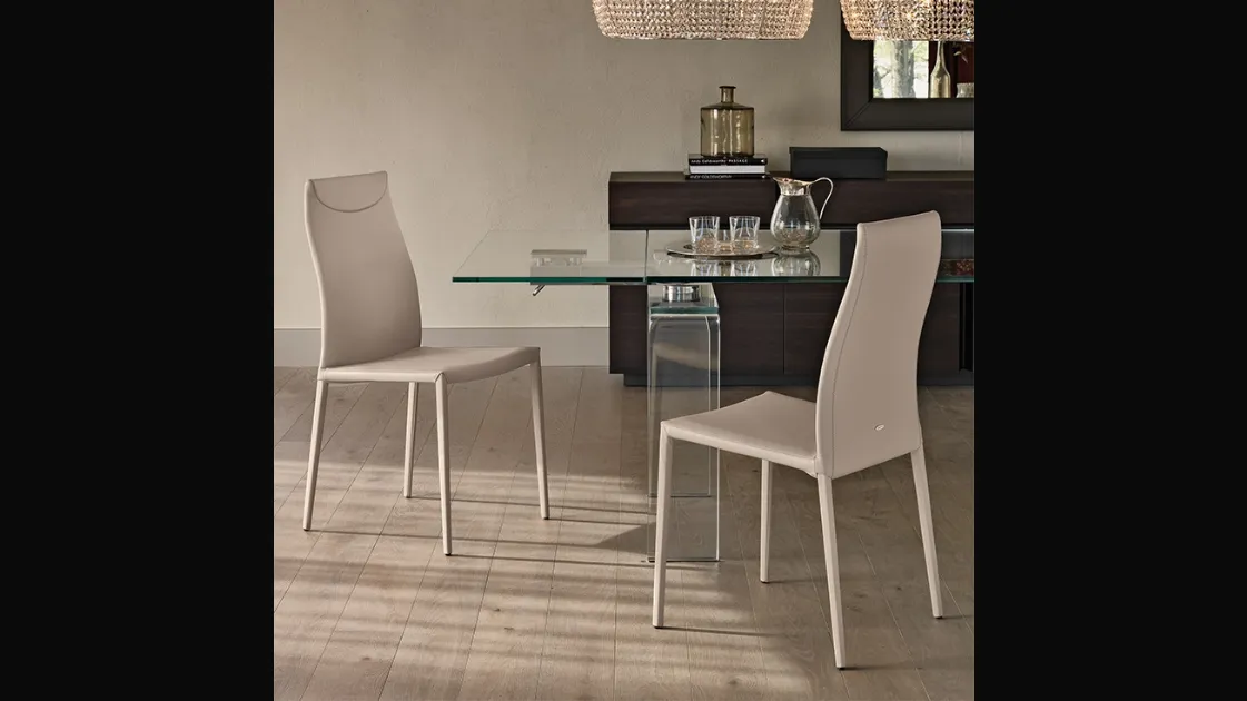 Sedia rivestita in ecopelle Maya Flex di Cattelan Italia