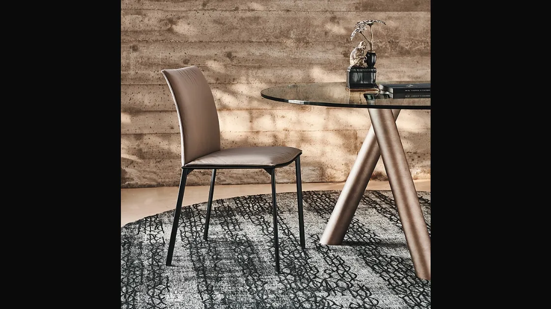 Sedia in pelle con schienale leggermente curvato Rita di Cattelan Italia