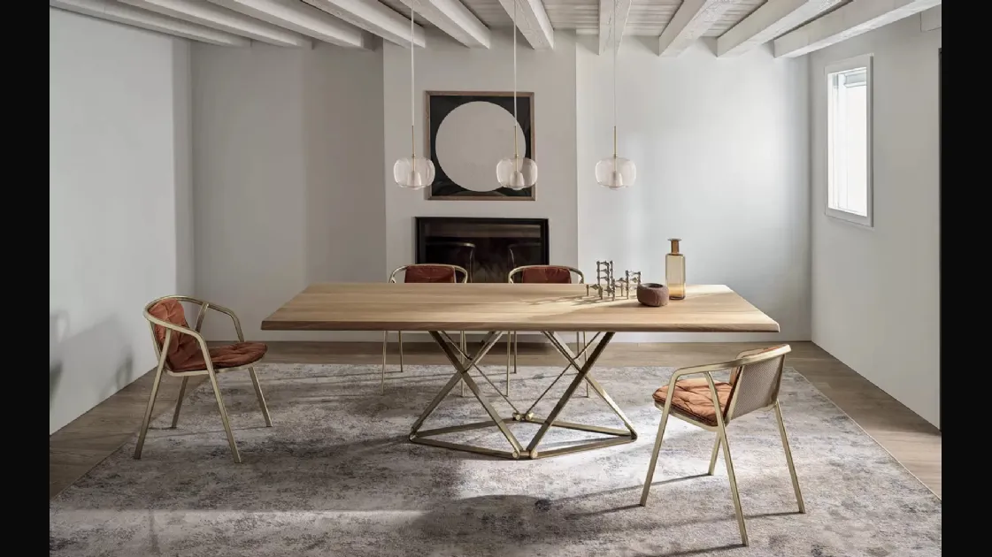 Sedia Ines in acciaio con rivestimento in tessuto di Bontempi