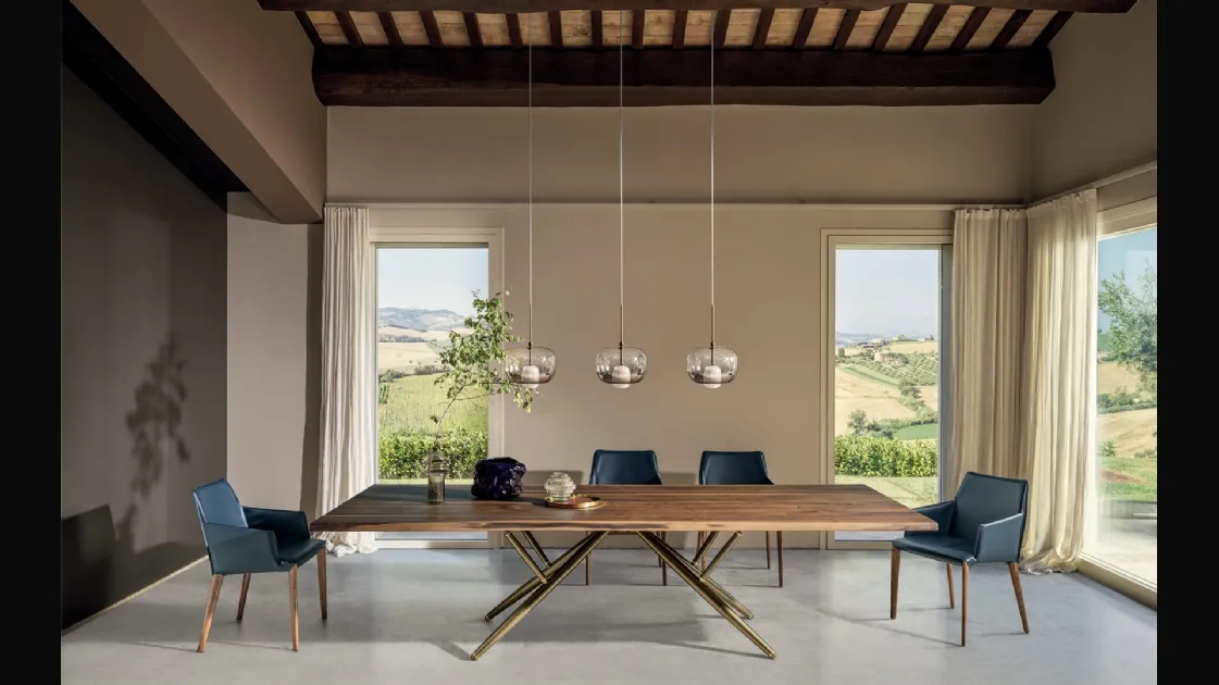 Sedia Sally in cuoio di Bontempi