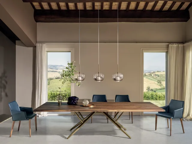 Sedia Sally in cuoio di Bontempi