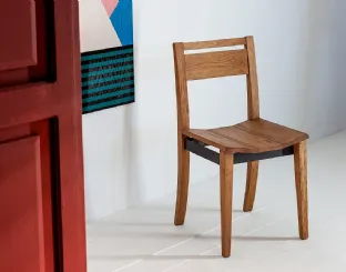 Sedia SD239 in Rovere massello di Devina Nais