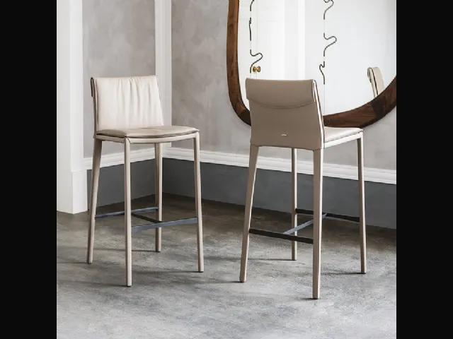 Sgabello in pelle Isabel di Cattelan Italia