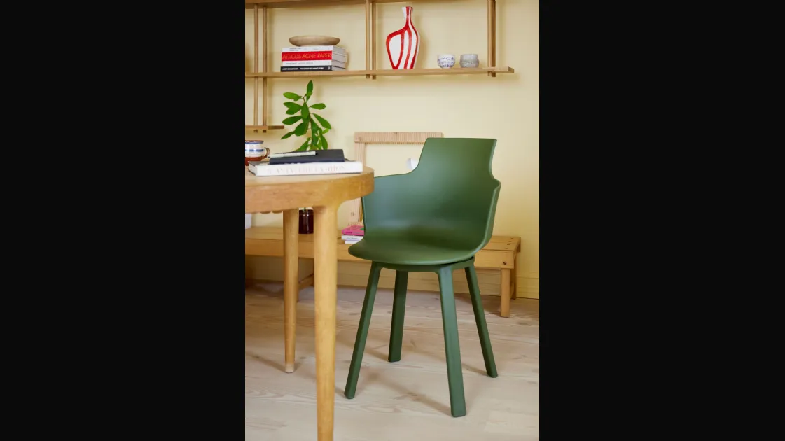 Sedia con base girevole Social Turn di Varier