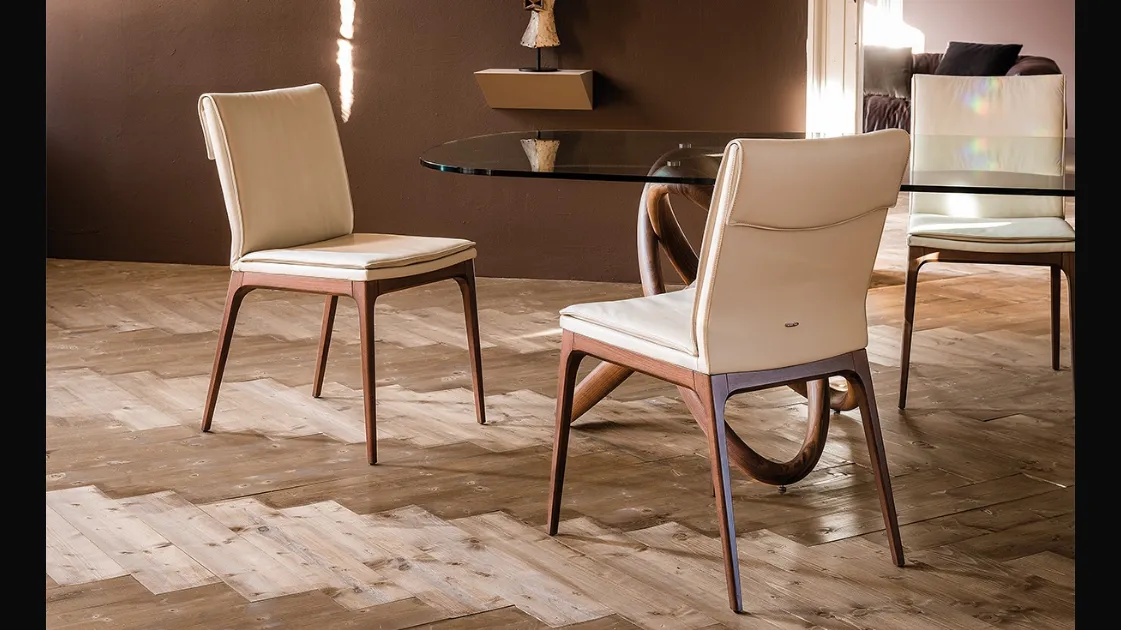 Sedia in pelle con gambe in legno Sofia di Cattelan Italia