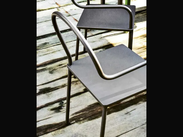 Sedia di design Softer than Steel in acciaio di Desalto