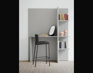Sgabello Zara Up con struttura in metallo verniciato e seduta rivestita in ecopelle di Arredo3