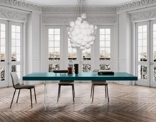 Tavolo Air Air 2170L Laccato color Ottanio con base in vetro di Lago
