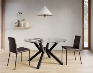 Tavolo rotondo Porto con piano in vetro temperato e basamento in legno di Arredo3