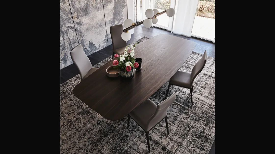 Tavolo con base in acciaio e piano in legno con angoli stondati Dragon Wood di Cattelan Italia