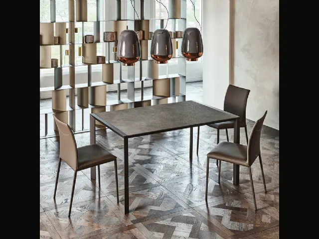 Tavolo con struttura in acciaio e piano in laminato Pedro di Cattelan Italia