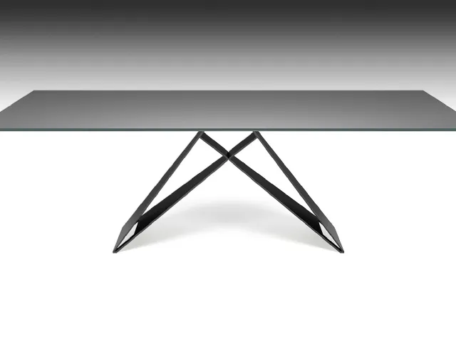 Tavolo con piano in cristallo verniciato graphite e gambe in acciaio Premier di Cattelan Italia