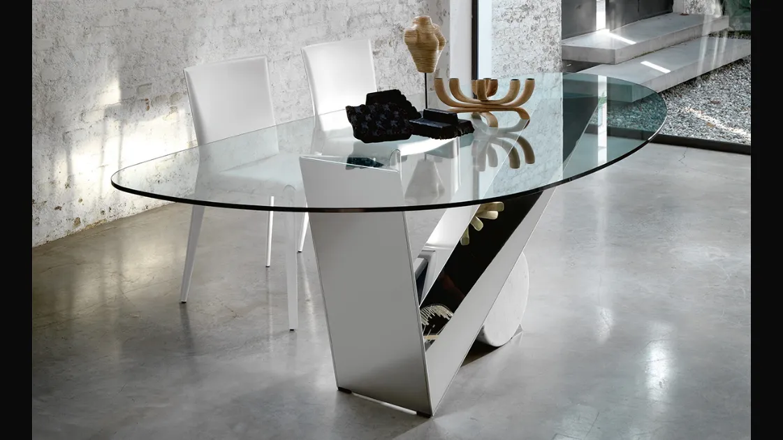 Tavolo in vetro con base in acciaio Inox lucido Valentinox di Cattelan Italia