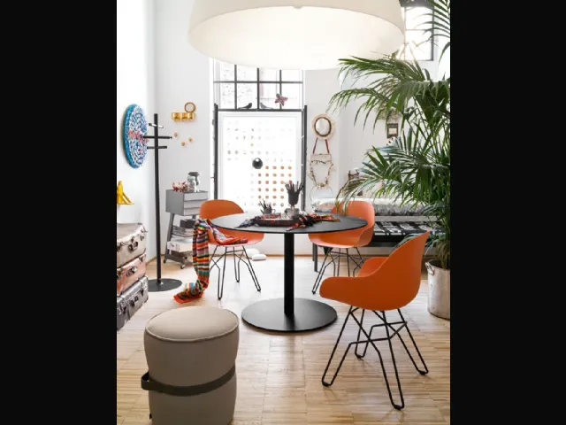 Tavolo rotondo in laminato stratificato con base in metallo Cocktail di Connubia