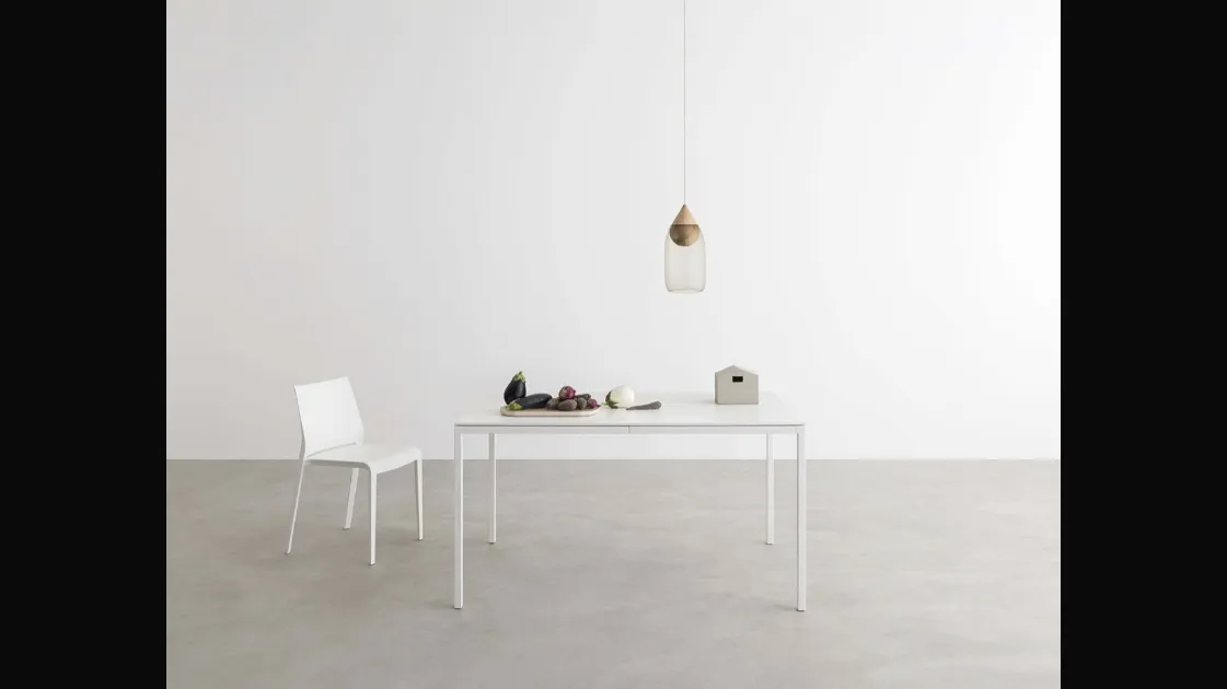 Tavolo Helsinki 30 Quadrato allungabile di Desalto