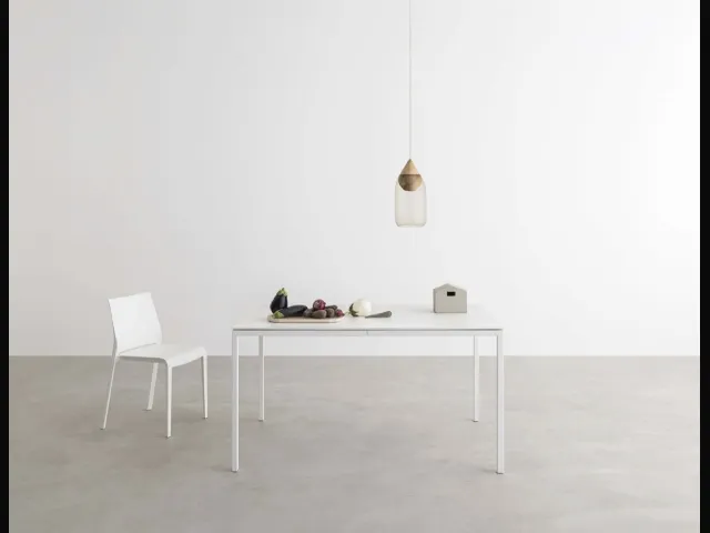 Tavolo Helsinki 30 Quadrato allungabile di Desalto