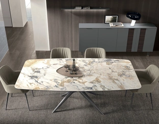 Tavolo Mikado di Tomasella