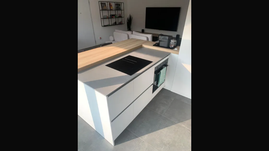 ARREDO COMPLETO APPARTAMENTO ARZERGRANDE