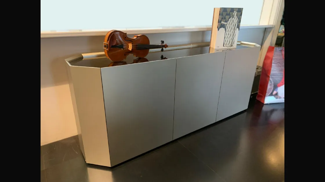 Madia Chelsea Cattelan Italia Titanio