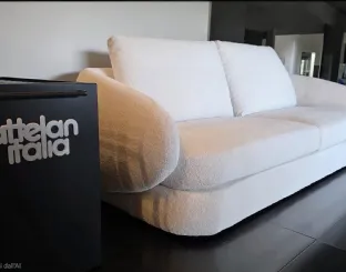 Divano modello Craig di Cattelan Italia