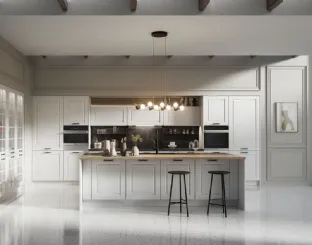 Cucina Classica Asolo in Frassino laccato a poro aperto Siberia e top in ceramica effetto marmo di Arredo3