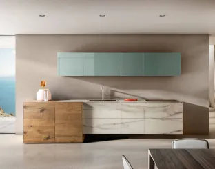 Cucina Design lineare 36e8 Marble XGlass Calacatta Gold e Rovere con pensili in vetro laccato di Lago