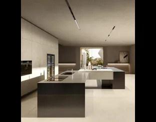 Cucina Design in fibra di carbonio e vetro acidato laccato con isola C4K di Doimo Cucine