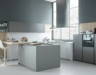 Cucina Design angolare in laccato opaco con penisola in legno di rovere Fifty 03 di Zampieri Cucine