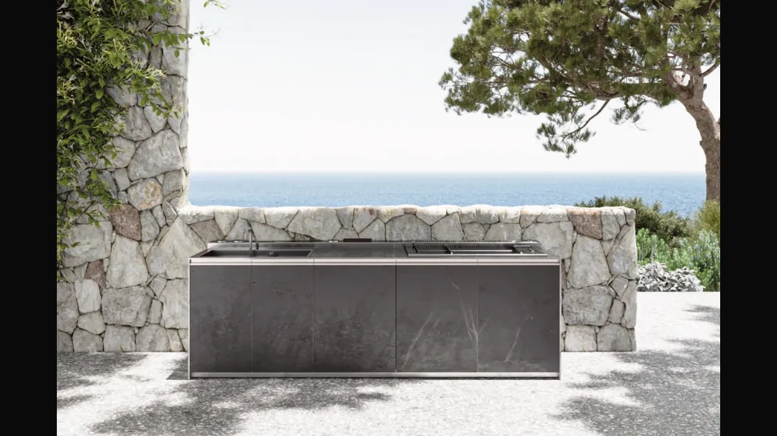 Cucina Design con isola Santorini 1|2 in gres e acciaio inox di Zampieri Cucine