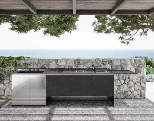 Cucina Design con isola Santorini 1|3 in gres e acciaio inox di Zampieri Cucine