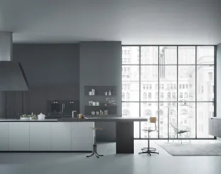 Cucina Design con isola Fifty 01 in laccato opaco di Zampieri Cucine