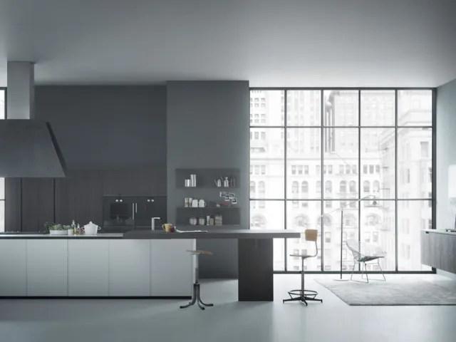 Cucina Design con isola Fifty 01 in laccato opaco di Zampieri Cucine