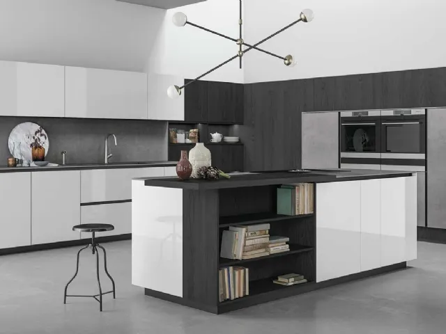 Cucina Moderna a isola con ante in vetro bianco lucido Aspen 003 di Doimo Cucine