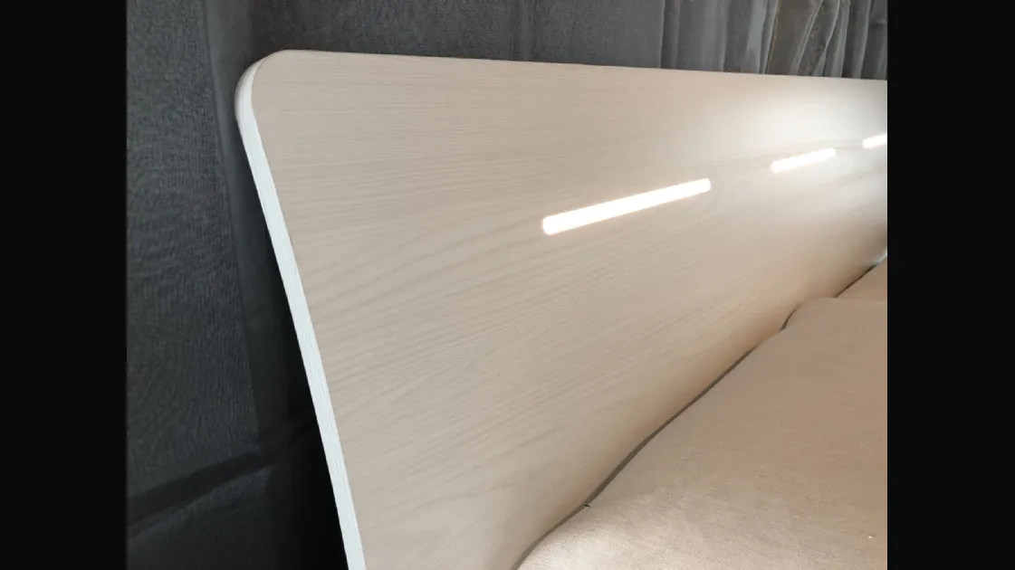 Olmo sbiancato modello: Curve Led - Orme