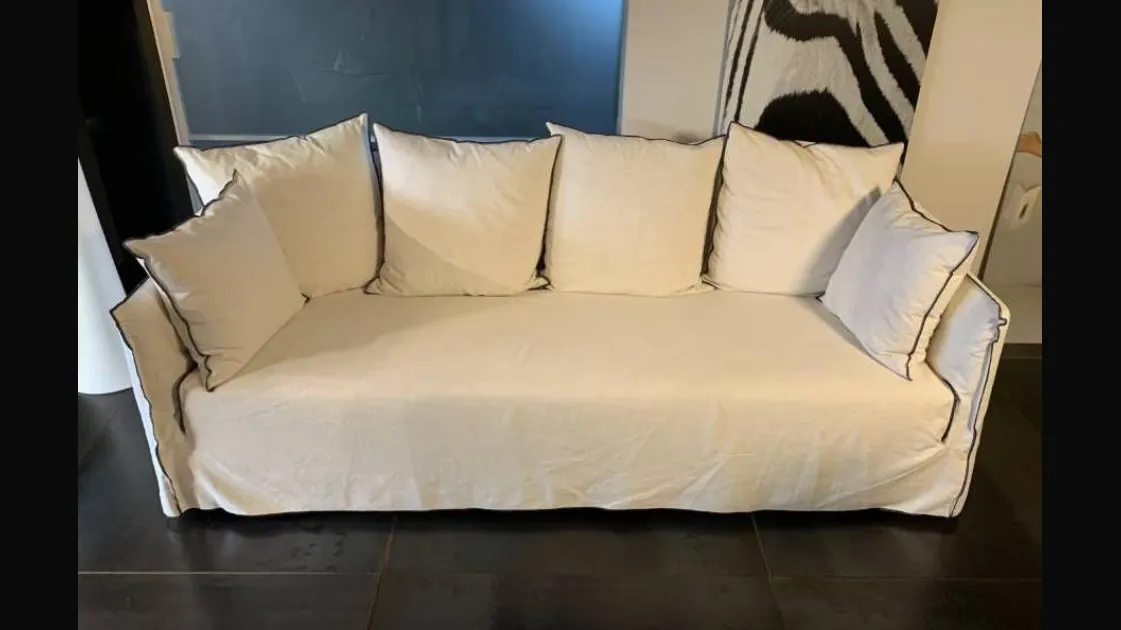 Divano Gervasoni modello Ghost 12 