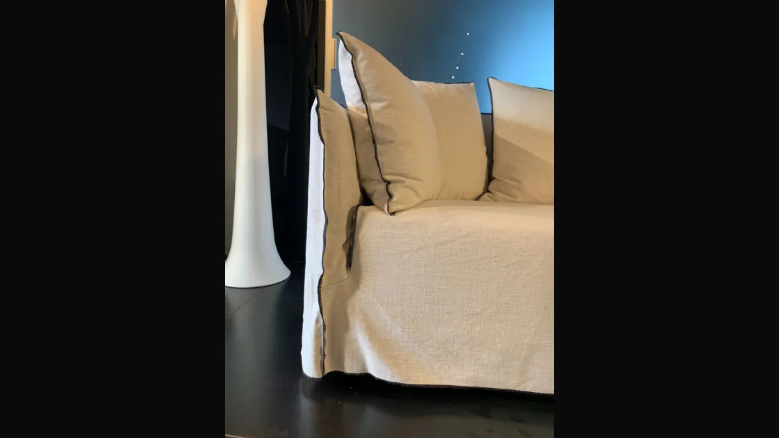 Divano Gervasoni modello Ghost 12 