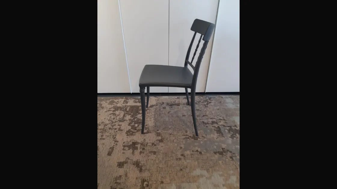 sedia impilabile giuseppina