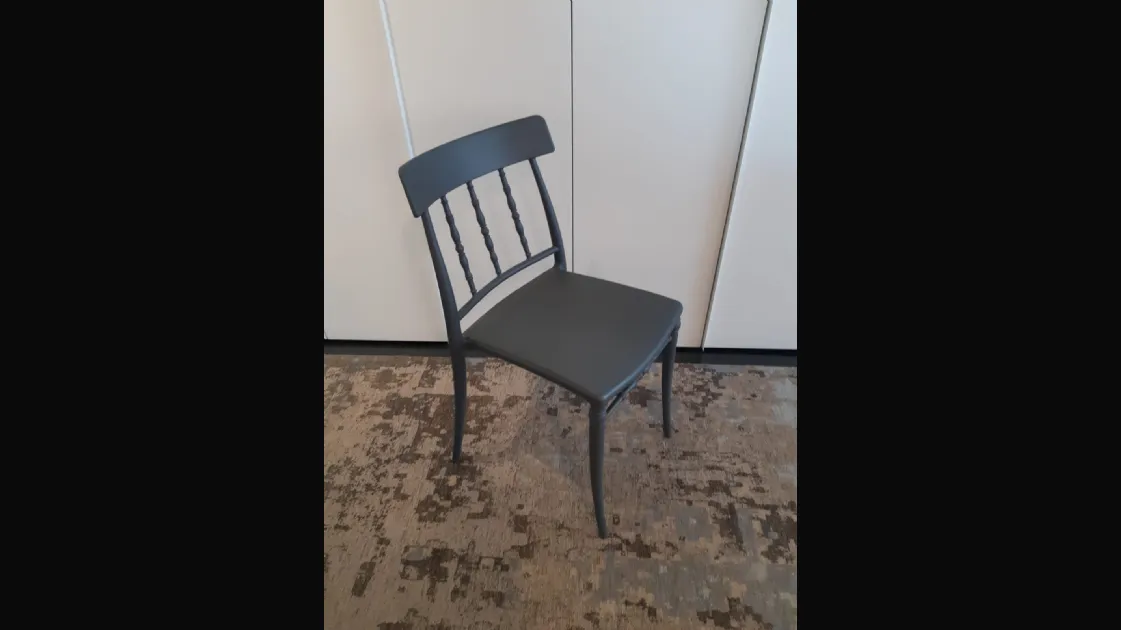 sedia impilabile giuseppina