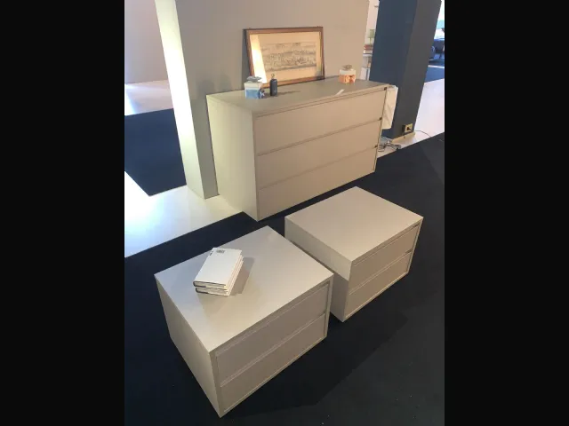 Gruppo comodini e comò modello Filo di Orme