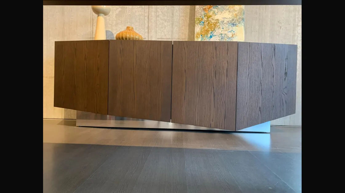 Madia Devina Nais modello Cleo