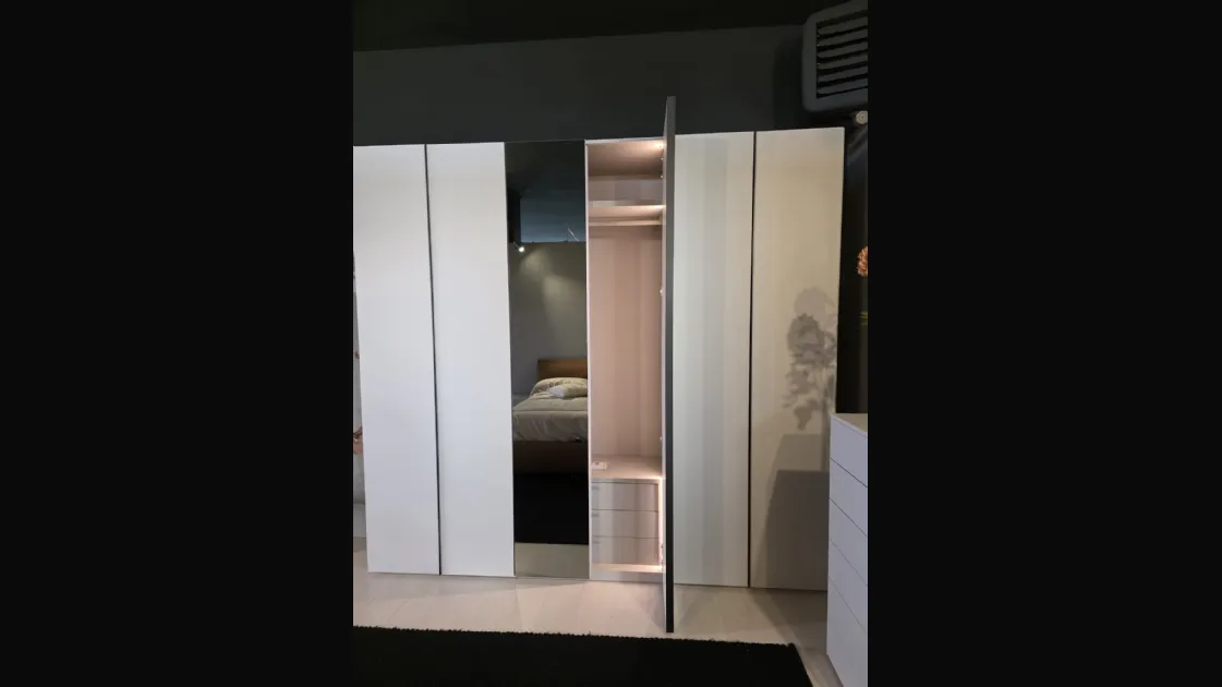 Armadio battente modello Manlò