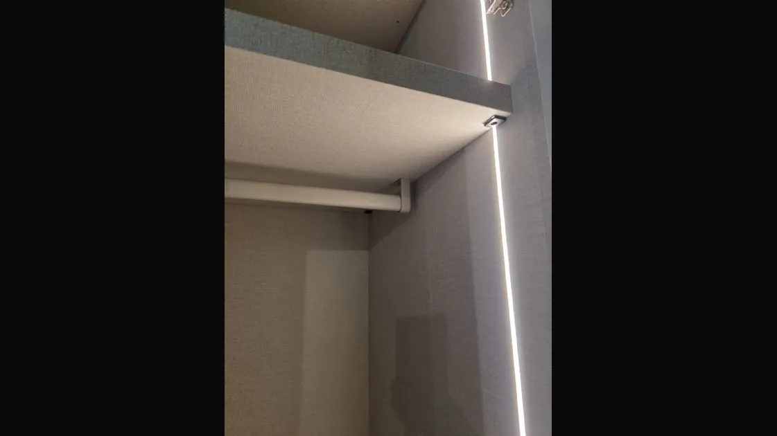 Armadio battente modello Manlò