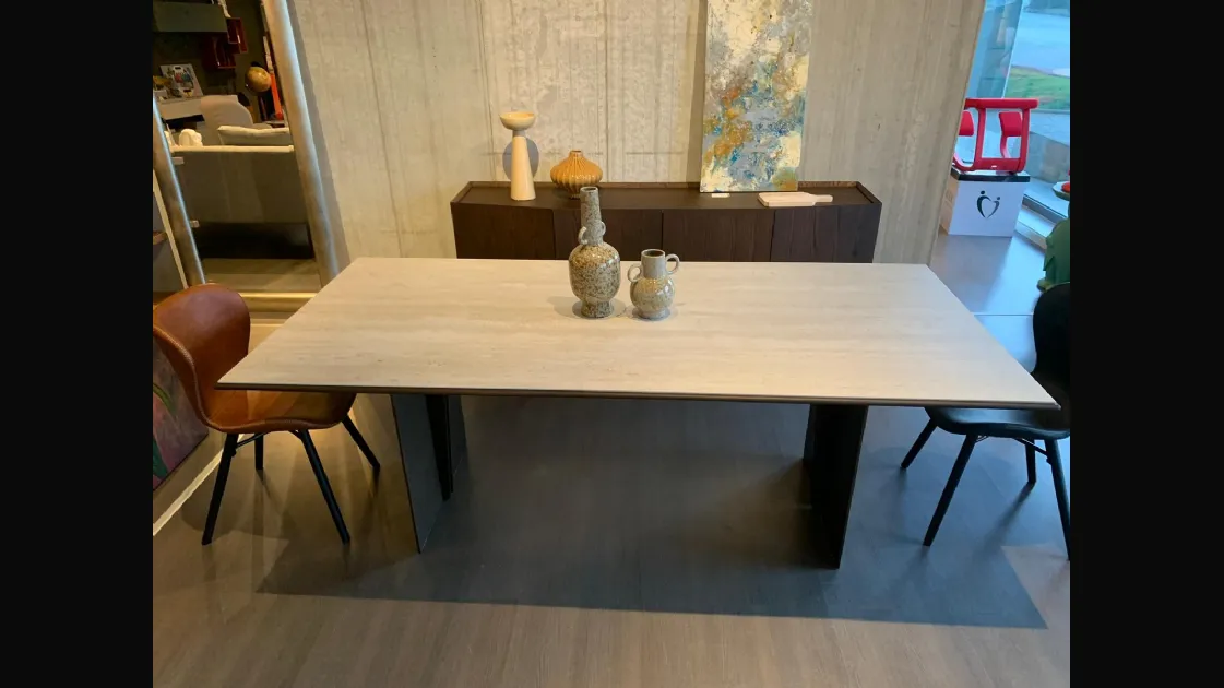 Tavolo Morphis Ceramics di Devina Nais