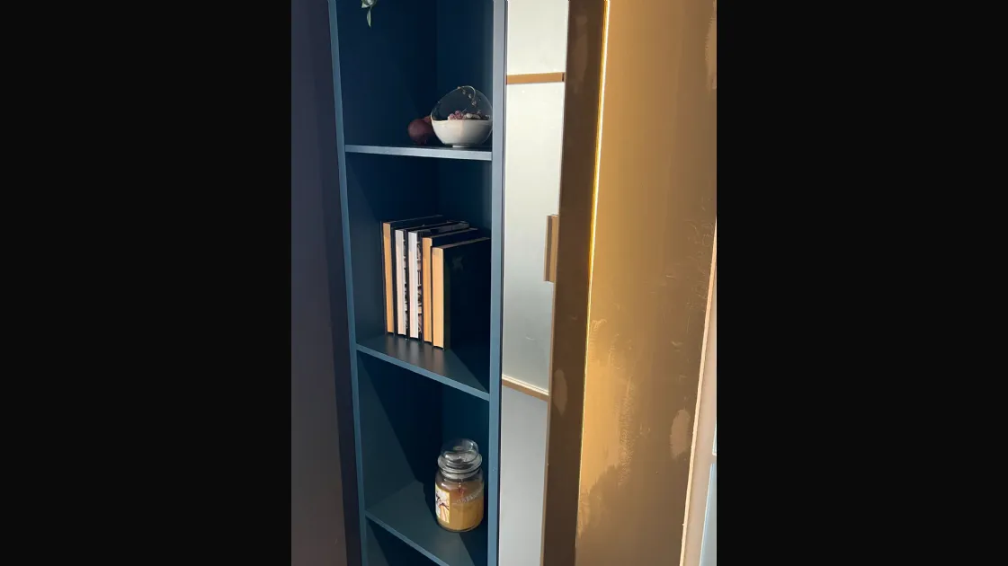 Libreria Lago modello Twist Bookshelf
