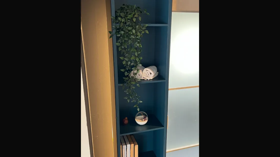 Libreria Lago modello Twist Bookshelf