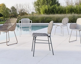 Sedia Colette in acciaio con intreccio in Colette Resin di Gervasoni