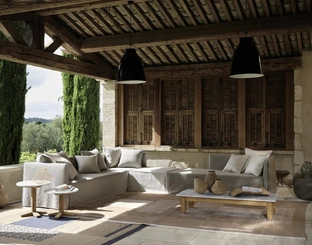 Divano Ghost Out di Gervasoni