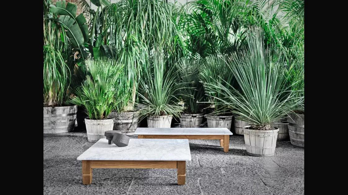 Tavolino da giardino Jeko 11 14 con top in marmo di Gervasoni