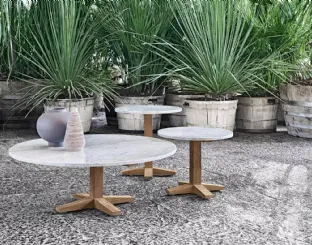 Tavolino da giardino Jeko 40 41 46 con top in marmo di Gervasoni