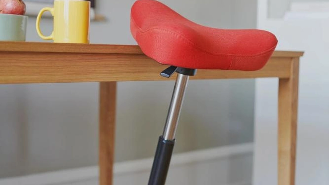 Sgabello per home office ad altezza regolabile Move Compact di Varier